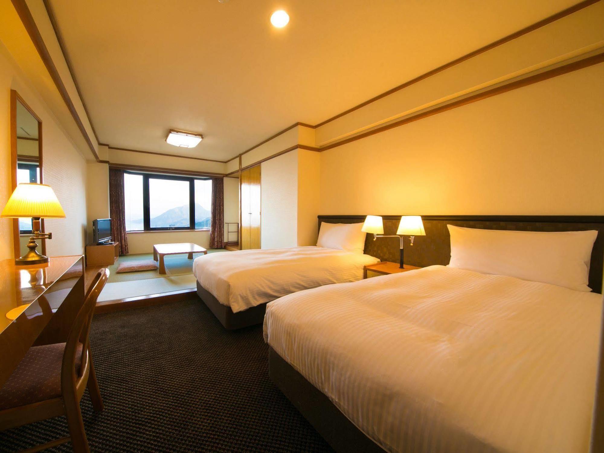 Hotel Resorpia Beppu Esterno foto
